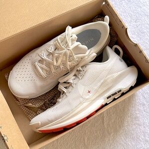 NEW NIB Nike White and Orange Athletic Trail Shoes Pegasus 5